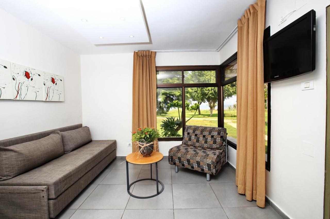 Maagan Eden Holiday Village Ma'agan Exteriör bild
