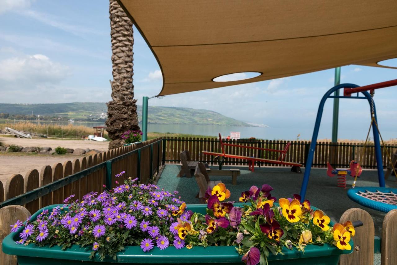 Maagan Eden Holiday Village Ma'agan Exteriör bild